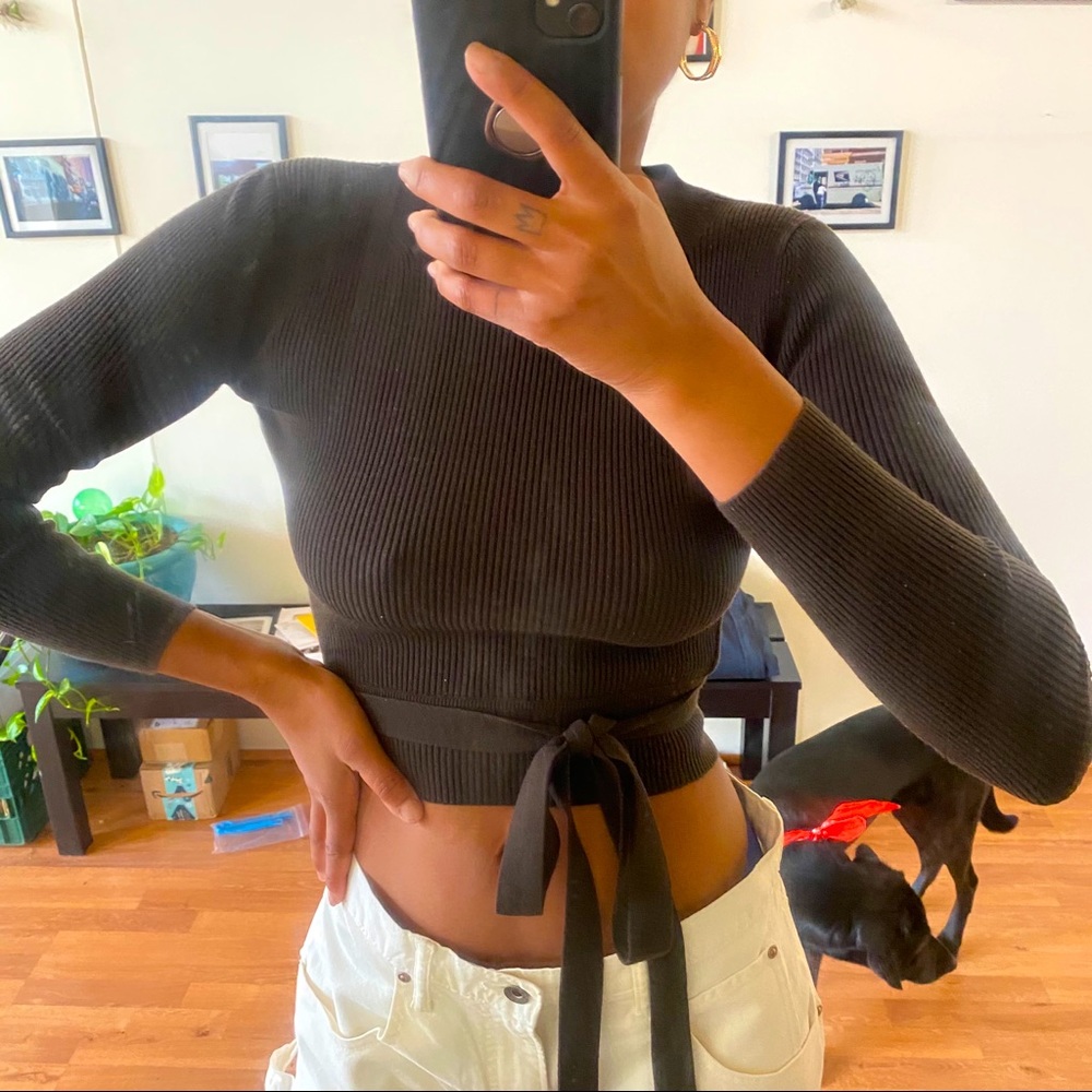 Wilfred knit with tie